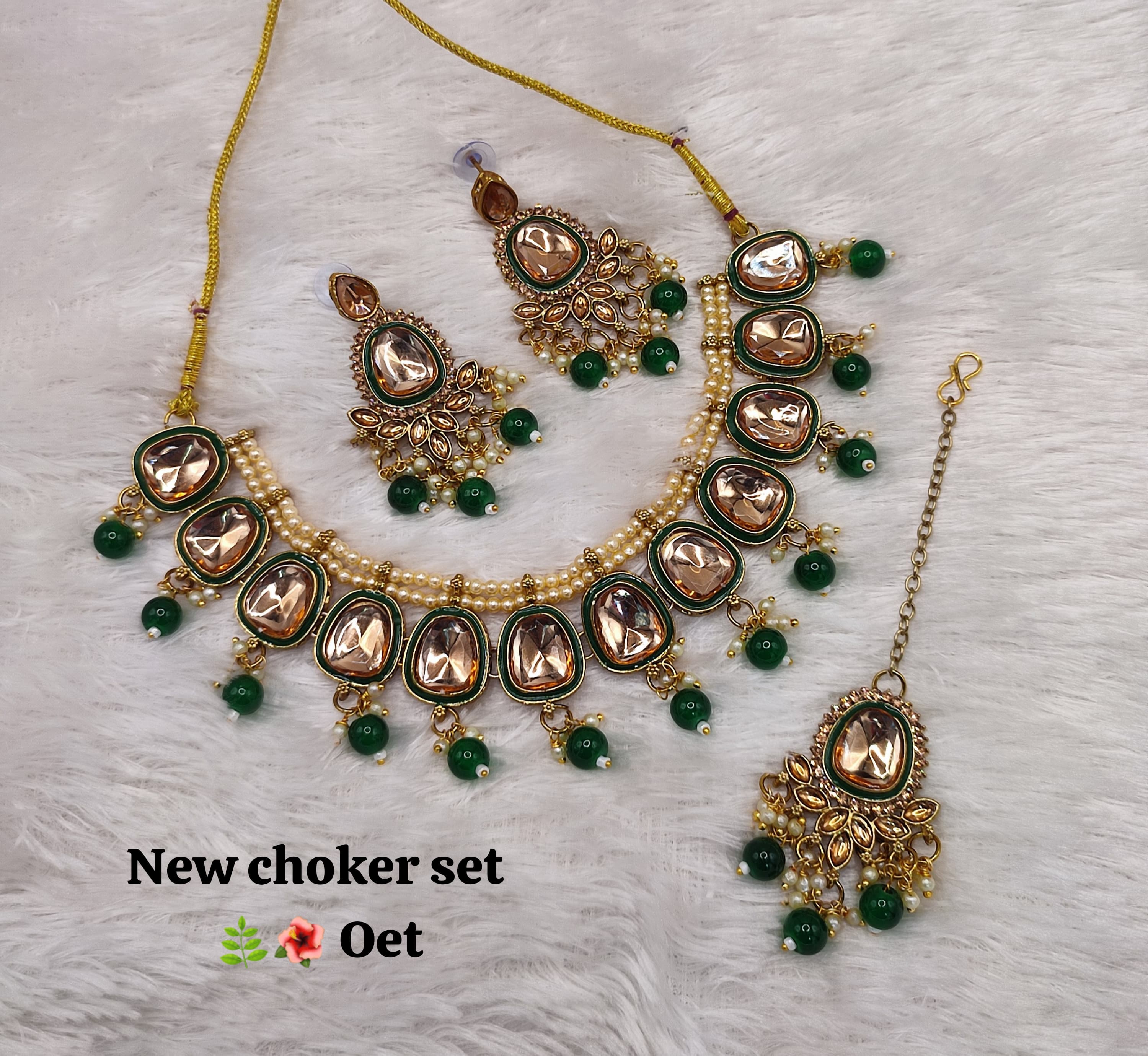 Fashionable Antique Gold Plated Choker Jewellery Set